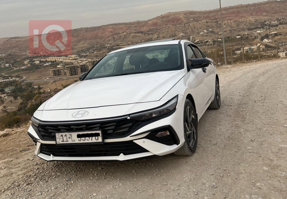 هیوندای ئەلەنترا